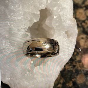 Titanium 8mm Comfort Fit Band w/.05 Genuine Diamond Retail 395.00 NWT